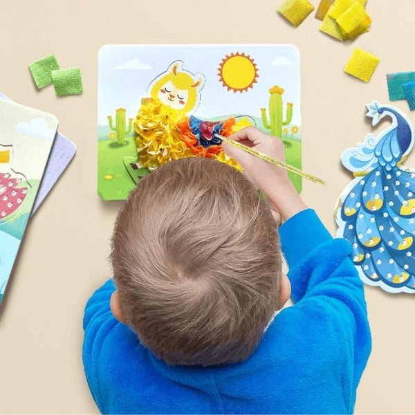 Tablette de dessin CreatiFantasy pour enfants, favorisant la concentration, la créativité et la motricité fine, en carton rigide réutilisable pour enfants de 3 ans et plus.