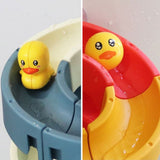 Jouet de bain DuckySlide en silicone pour enfants stimulant la créativité avec circuit d'eau et canards.