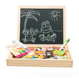 MultiBoard en bois naturel pour enfants, tableau multifonction 3-en-1 : tableau blanc pour écriture au stylo, tableau noir pour les craies, et section puzzle magnétique. Stimule la créativité, concentration, et motricité fine des enfants à partir de 3 ans.